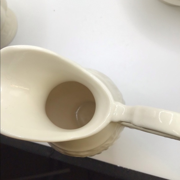 NWOT Three Beautiful Ceramic Creamers - Picture 5 of 5